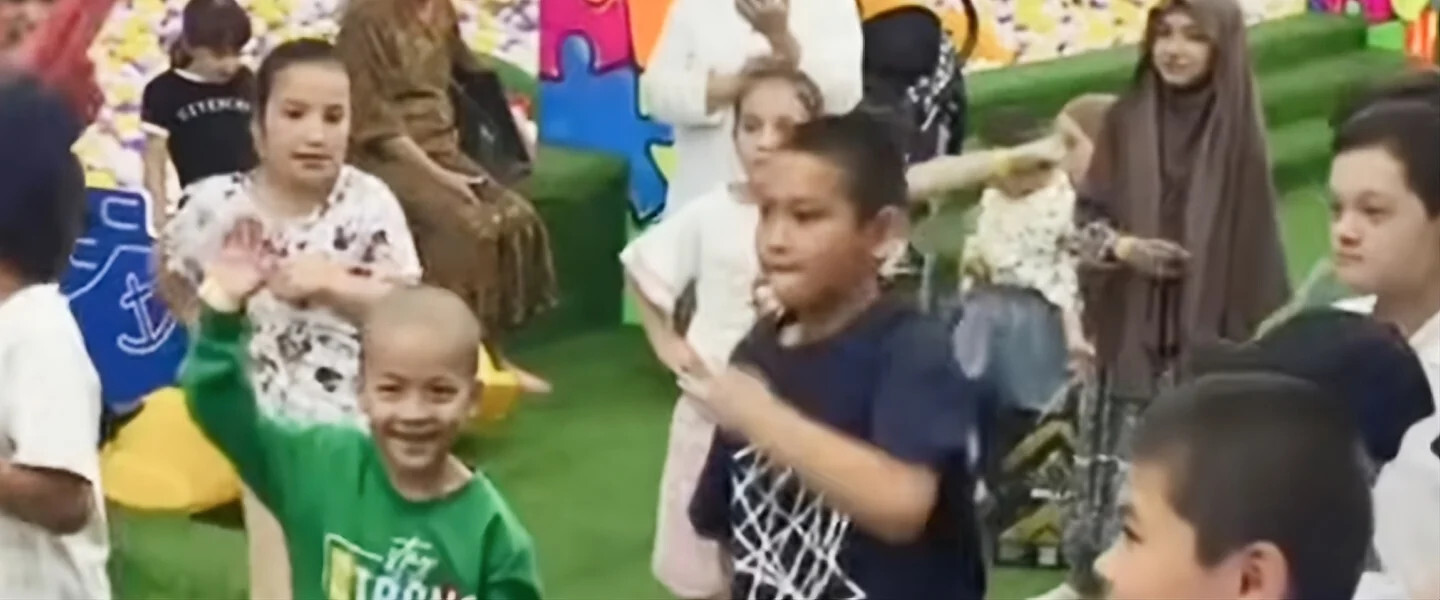 Компания Evrika подарила радость и тёплые эмоции детям из детского дома в Аксукенте, поддержав праздник ко Дню защиты детей