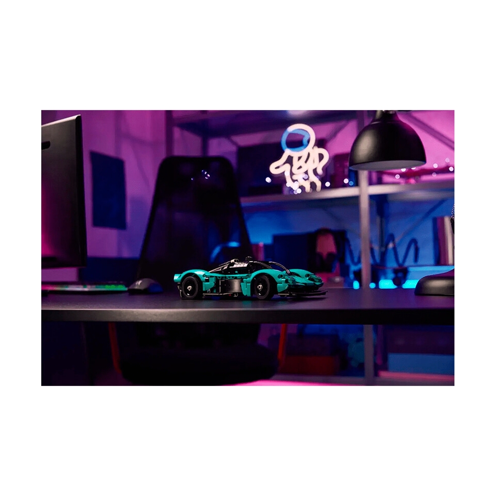 Конструктор Lego Aston Martin Valkyrie 42208 - фото 6