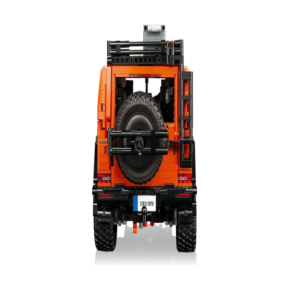 Конструктор Lego Mercedes G500 42177 - фото 10