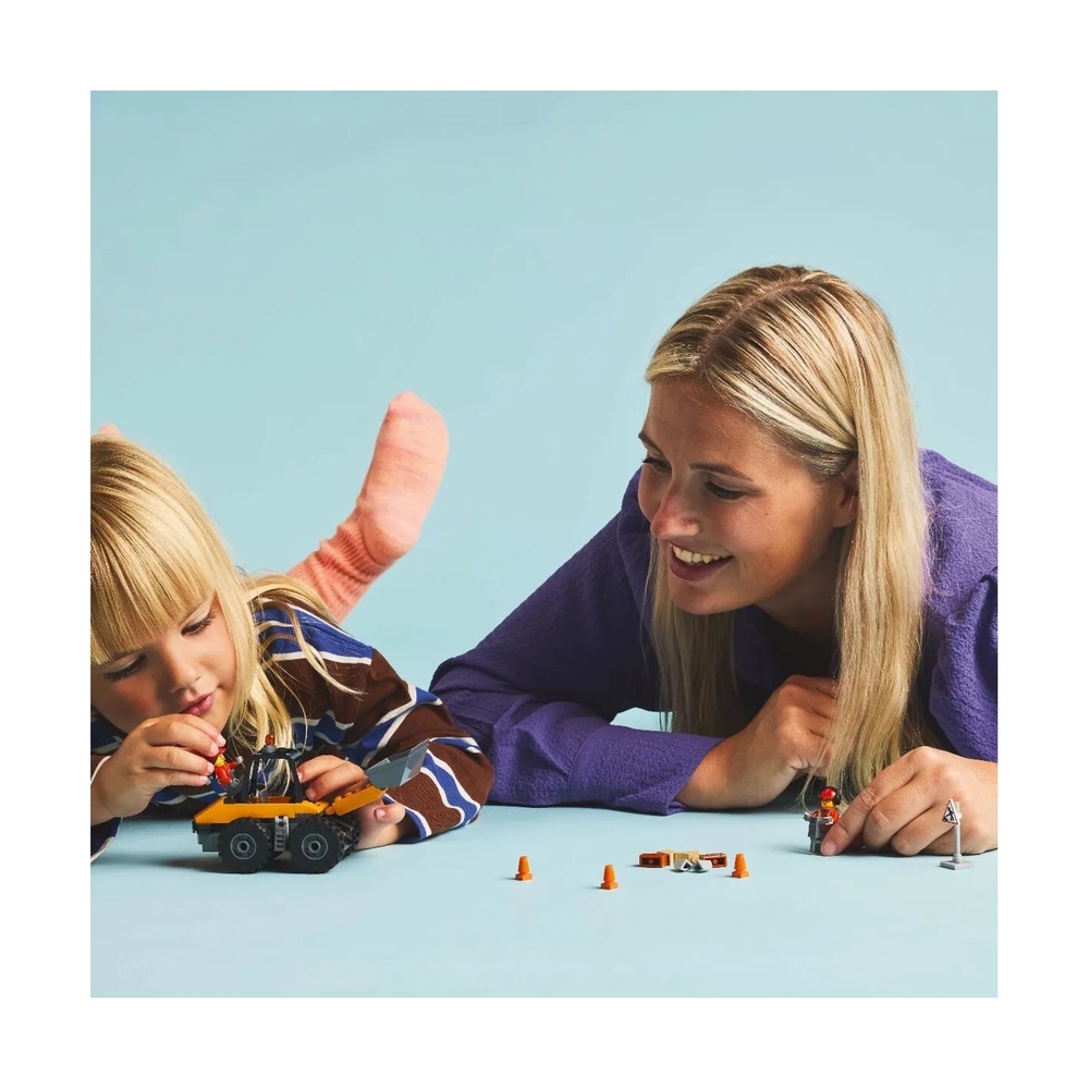 Конструктор Lego 60450 Город Желтый строительный колесный погрузчик - фото 10