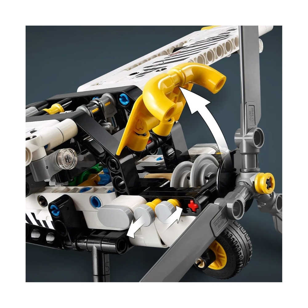 Конструктор Lego 42198 Техник Легкомоторный самолет - фото 5