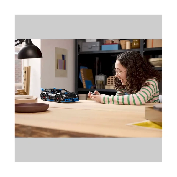 Конструктор Lego Гоночный Porsche GT4 e-Performance 42176 - фото 11