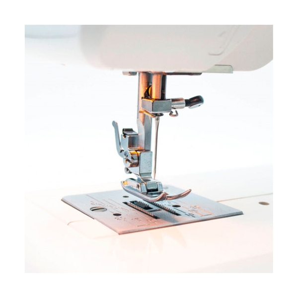 Швейная машина Janome LE-25 - фото 6