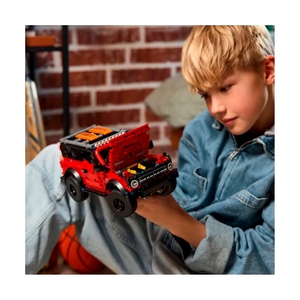 Конструктор Lego 42213 Техник Внедорожник Ford Bronco® - фото 6