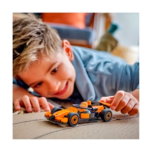 Конструктор Lego 60442 Город Пилот F1® с болидом McLaren - фото 6