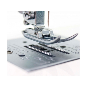 Швейная машина Janome LE-25 - фото 8